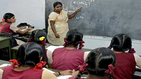 teachers transfer delayed in ratngiri