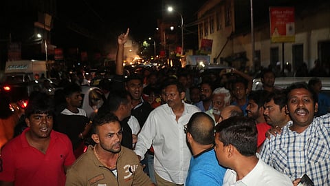 उदयनराजेंच्या धमाकेदार एन्ट्रीनंतर साताऱ्यात "आया है राजा'चा घुमला नाद 