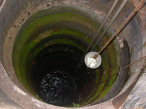 aunty tries to kill his nephew by pushing him into a well