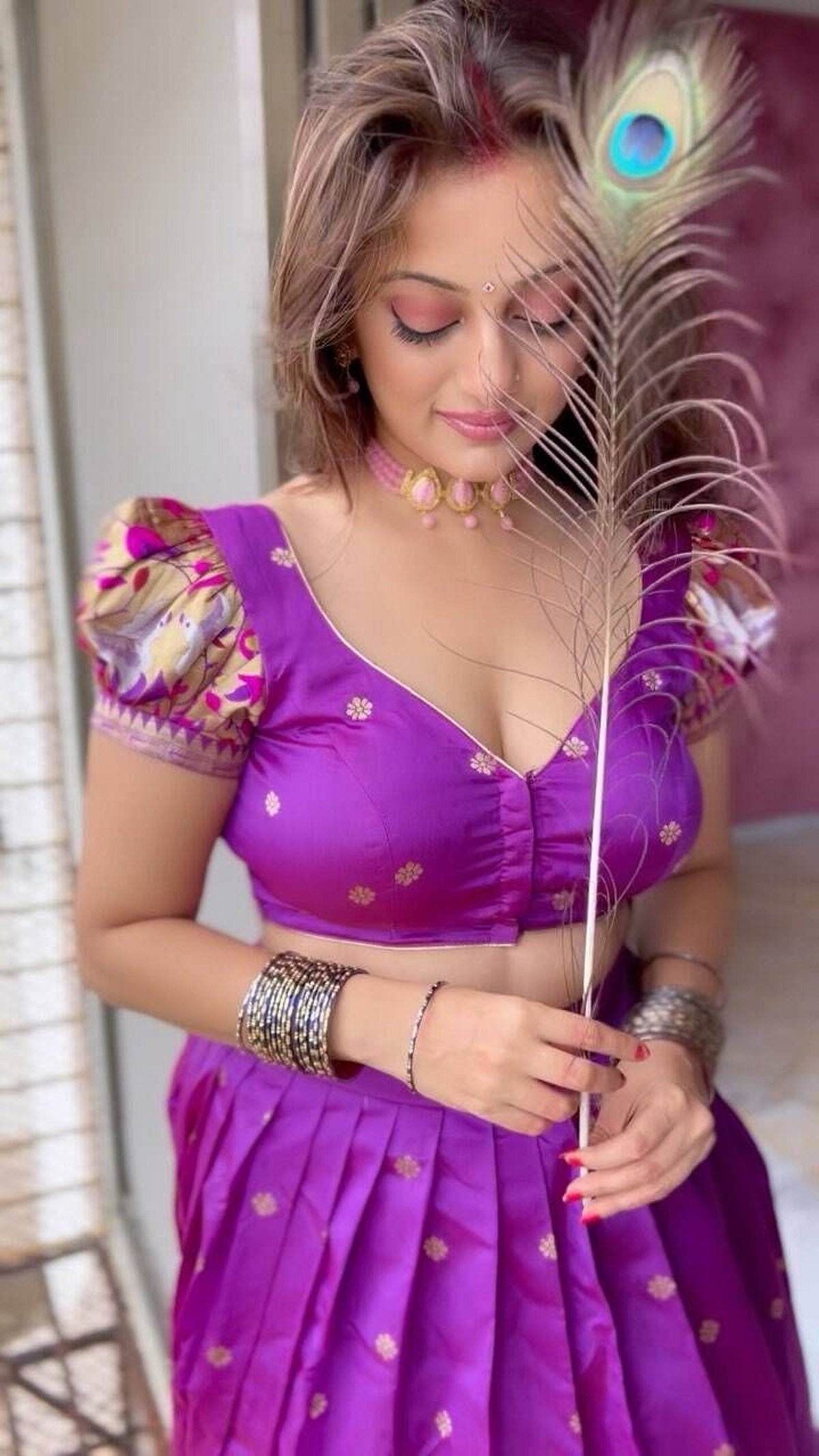 Manasi Naik manasi-naik
