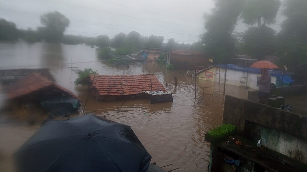 Gadchiroli Rain Update : तीन दिवस राजोली गाव होते पाण्यात; अनेकांची घरे ...