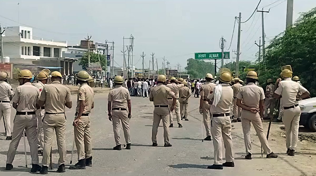 Haryana Nuh Violence: हरियाणा पोलिसांनी दंगलखोरांच्या झोपड्यांवर फिरवला ...