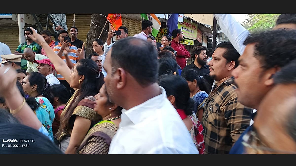 Ulhasnagar News आमदार गायकवाड यांच्या समर्थनार्थ घोषणा