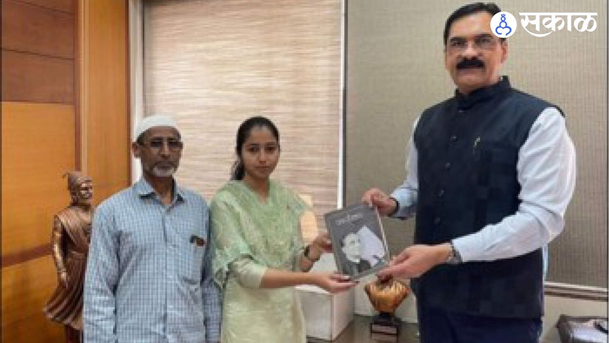 MH SET Result 2024 Bangle seller daughter tarannum rahimuddin sheikh ...