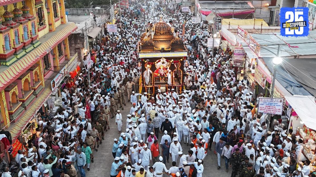 आळंदी रथोत्सव: माउली नामाचा अखंड गजर! चांदीच्या मुखवट्याचा रथोत्सव ...