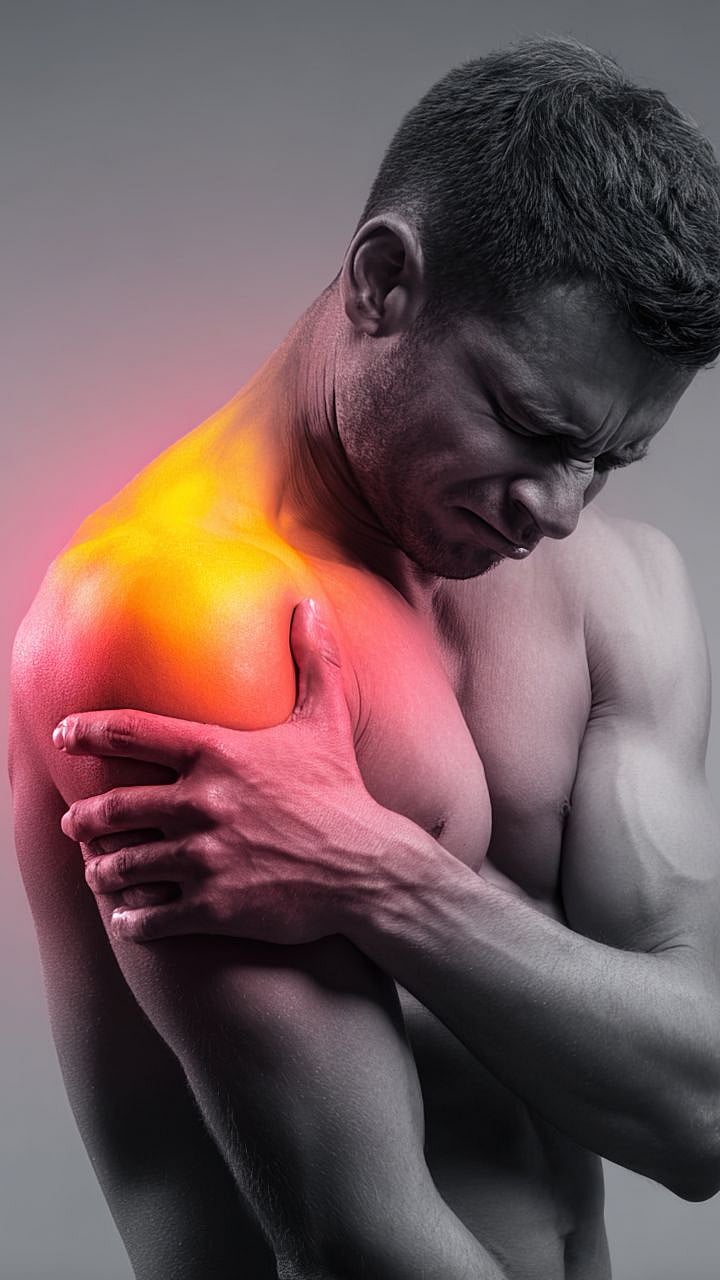 सांधेदुखी साधी नाही! 'या' गंभीर आजाराचा इशारा देते |Shoulder pain and ...