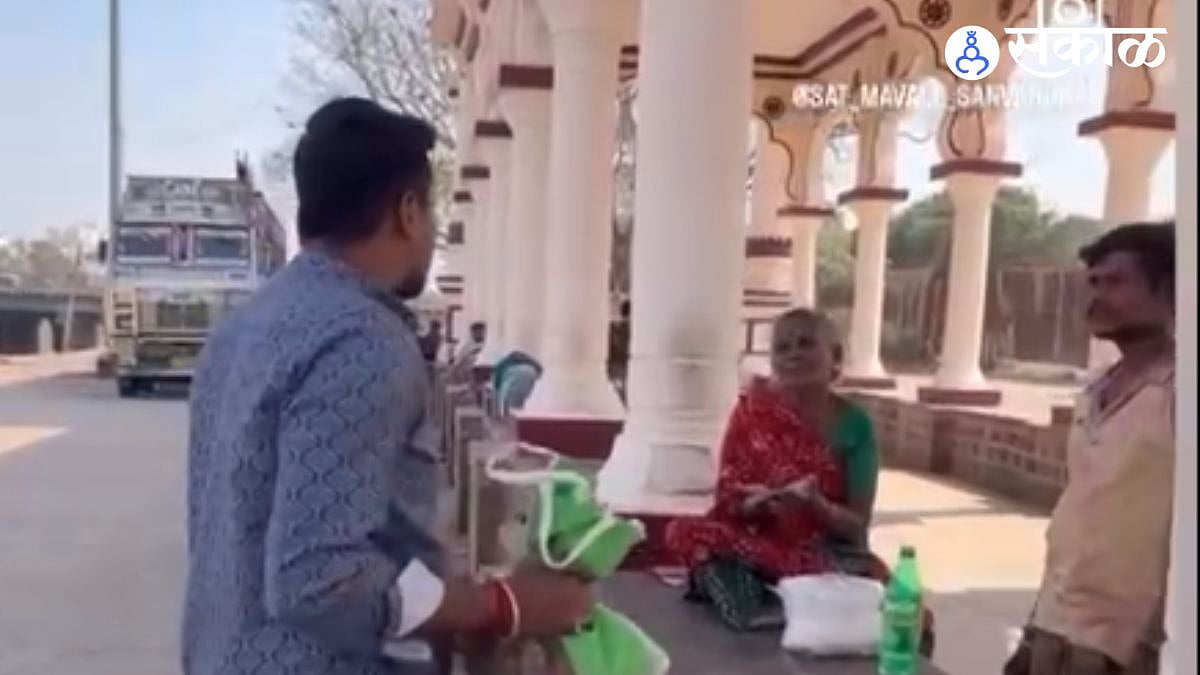 आळंदी मद्यविक्री: इंद्रायणी घाटावर महिलांमार्फत खुलेआम मद्यविक्री ...