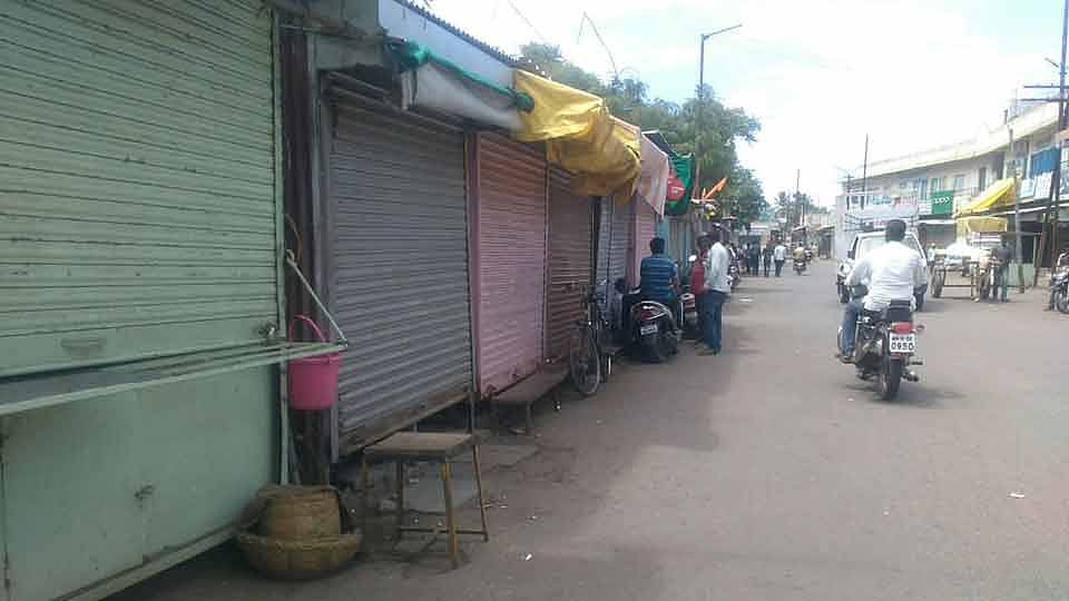 पाण्यासाठी म्हसवडमध्ये कडकडीत बंद