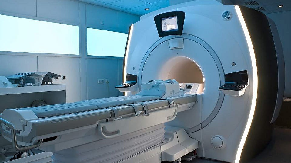 Jalgaon District Hospital: जिल्हा रुग्णालयात जानेवारीत MRIची सुविधा ...
