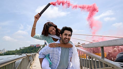 Chand Mera Dil Twitter Review: Ananya Panday–Lakshya Starrer Wins Praise