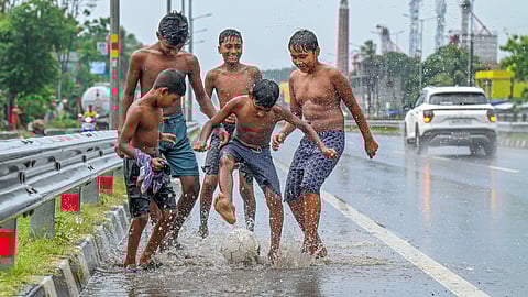 Early morning showers bring some respite from sweltering heat in Delhi