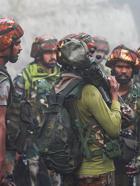 Pak resorts to unprovoked firing on LoC for fourth straight day, Indian Army gives befitting reply