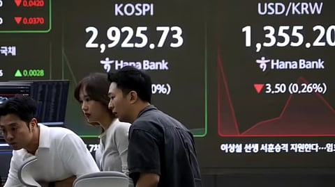 Oil gains, US stock futures, Asian shares slip after US strikes Iran nuclear sites