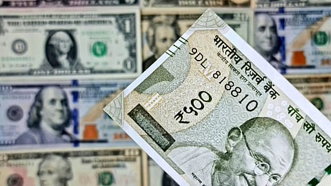 Rupee breaches 90-level for the first time, falls to a new low