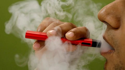 Doctors highlight health risks of vaping, urge government to take quick action
