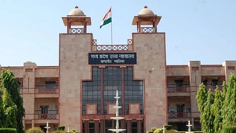 SC issues contempt notice over scurrilous allegations against Telangana HC judge