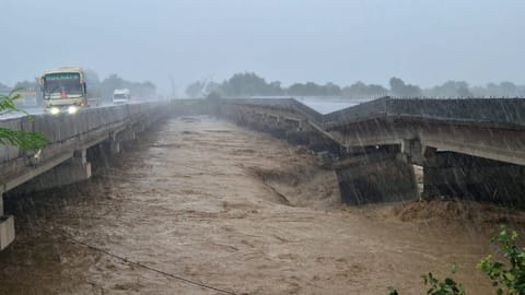 Heavy rains pound wide parts of J-K, bridge damaged on Jammu-Pathankot highway
