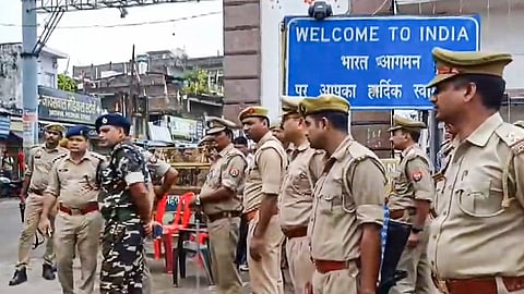 India-Nepal border on 'high alert', restrictions laid on who may cross over