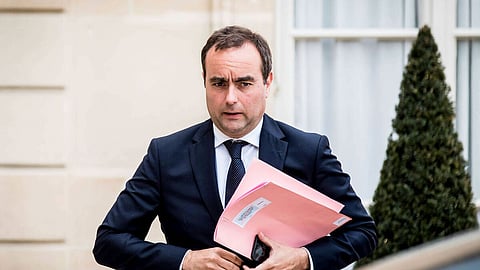 French PM Lecornu resigns less than a month after being appointed | 5th Premier to quit in two years