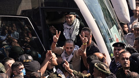 Palestinians rejoice as Israel releases 2,000 prisoners in ceasefire deal