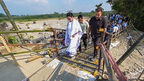 Mamata visits landslide-hit Mirik, says govt ensuring 'round-the-clock relief ops'