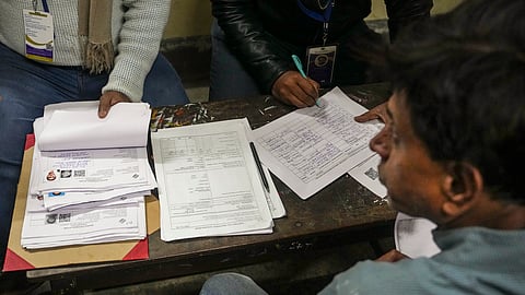 TMC MLA halts SIR hearings in Hooghly, demands inclusion of party BLAs