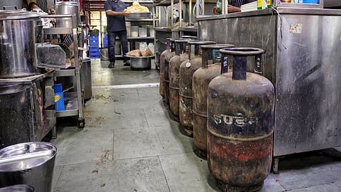 Eateries in post-shutdown, Uttam Nagar limp under LPG shortage, many say close to winding up
