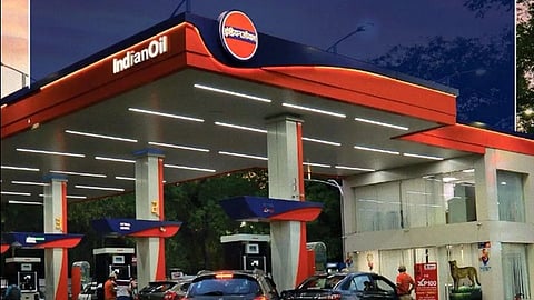IndianOil says LPG supply stable, warns against panic booking amid global tensions
