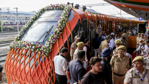 Vaishnaw flags off Jammu-Srinagar Vande Bharat Express, promises rail link to Uri