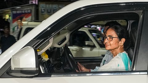Governor dissolves Bengal Assembly after Mamata Banerjee refuses to resign