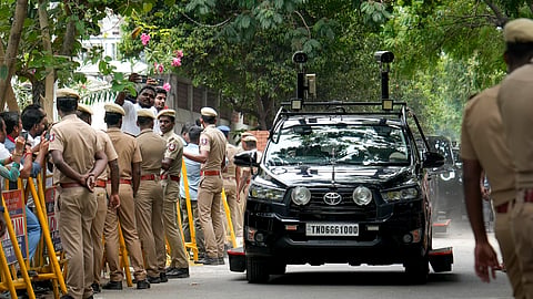 Vijay turns up at Lok Bhavan for second time to meet Guv, BJP says Arlekar will go by rule book
