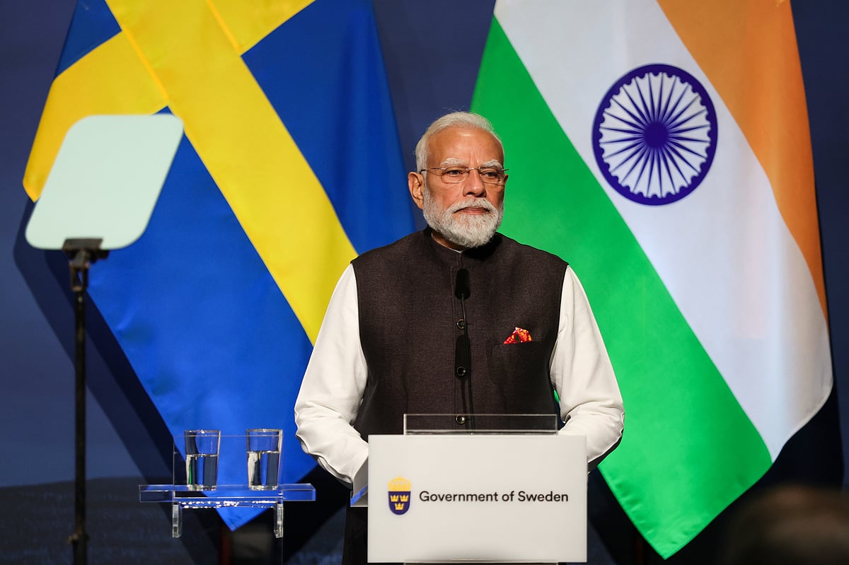 Modi courts European investors, says Ind...
