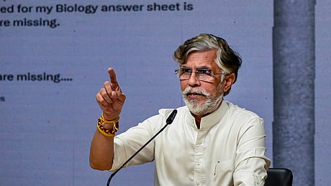 'Mantri Pradhan' epitome of incompetence, should follow 'rajdharma' and resign: Cong