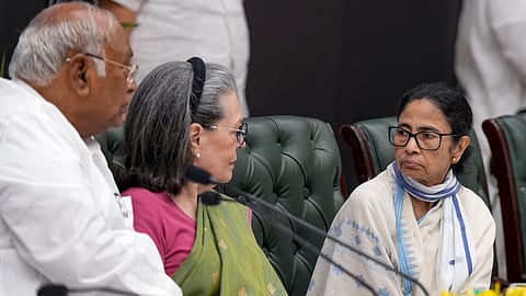 'No merger talks', but Congress and TMC keep alliance option open