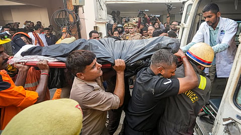 Fire destroys 3-storey commercial building in Lucknow's Aliganj, at least 13 feared dead
