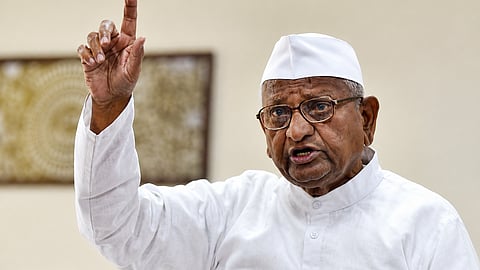 Anna seeks rollback of "absurd" RTI amendments, to go on hunger strike if demand not fulfilled