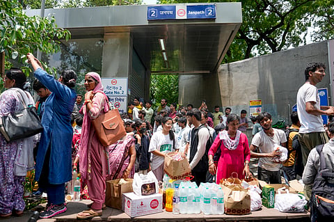Entry gates reopen at Rajiv Chowk, Mandi House, Central Secretariat Metro stations
