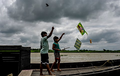Deep depression over Bay of Bengal to bring very heavy rainfall over south Bengal districts: IMD
