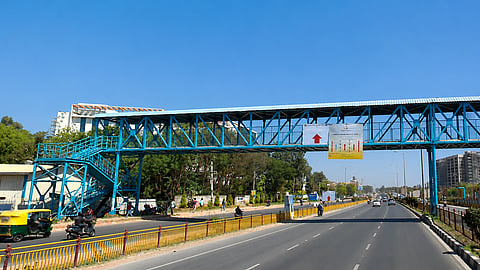 The government informed Parliament that remedial measures have already been completed on 159 structurally distressed bridges