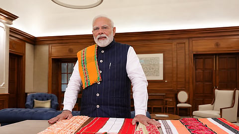 PM Modi suggested creating "Get Ready With Me" (GRWM) videos featuring handloom attire and sharing them online to inspire others to support Indian weavers