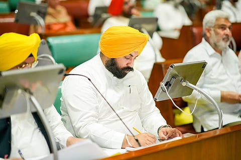 Harjot Singh Bains participated in the cleanliness campaign along with 'Safai Sewaks' and local councillors | File image/X