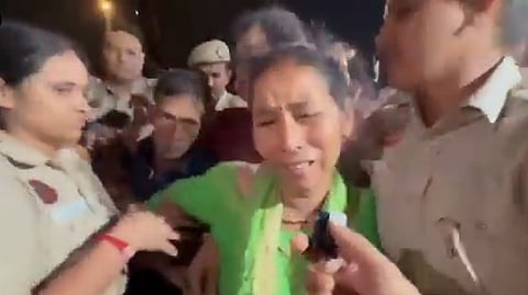 Ankita Bhandari’s mother vows hunger strike if authorities prevent the family from protesting | X