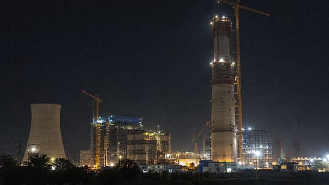 Four workers die in Asansol chimney collapse as inquiry ordered to determine the cause | Representational Image