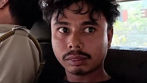 Rape-murder accused shot dead in West Bengal after allegedly opening fire at police during crime reconstruction | X