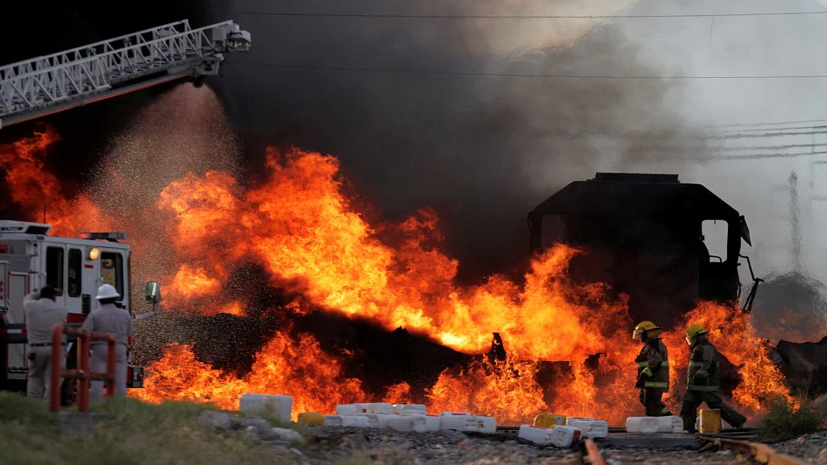 Over 90 killed in Nigeria gasoline tanker explosion amid fuel crisis