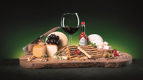 The Crailsheim dairy processes around 150,000 tons of raw milk from cooperative suppliers every year and prepares it to produce Balkan cheese, pasta filata cheese Kashkaval, and grill cheese.
