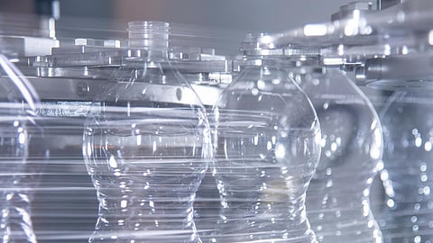 With the wet-end block achieving an output of 100,000 0.5-litre water bottles per hour, Krones is establishing a new benchmark in block technology