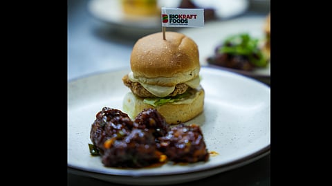 Biokraft Foods hosts tasting event for cultivated chicken meat