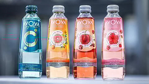 Included in the AVOYA mineral water range: a pure mineral water (left) and three of the six flavored product variants.