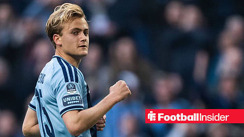 Oskar Fallenius playing for Djurgarden